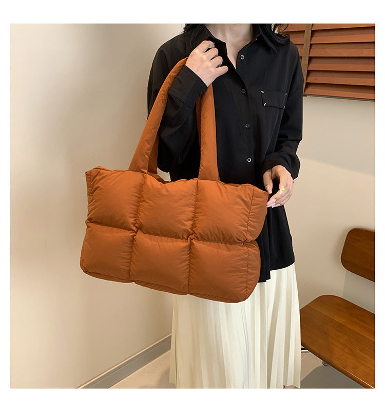 Women Tote Handbags Quilted Plaid Bag Retro Trendy Checkered Waterproof Shoulder Bag Solid Color Winter Soft Large Capacity Bags